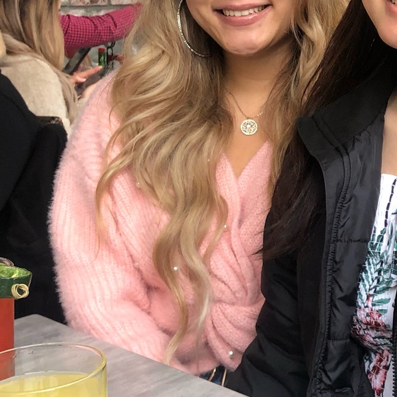 F21 Pink Pearl Twist Front Cropped Sweater - Picture 6 of 6